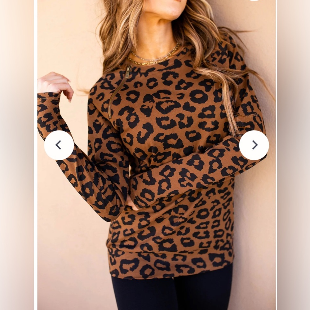 AMPERSAND AVE Brown Leopard Print Sweatshirt